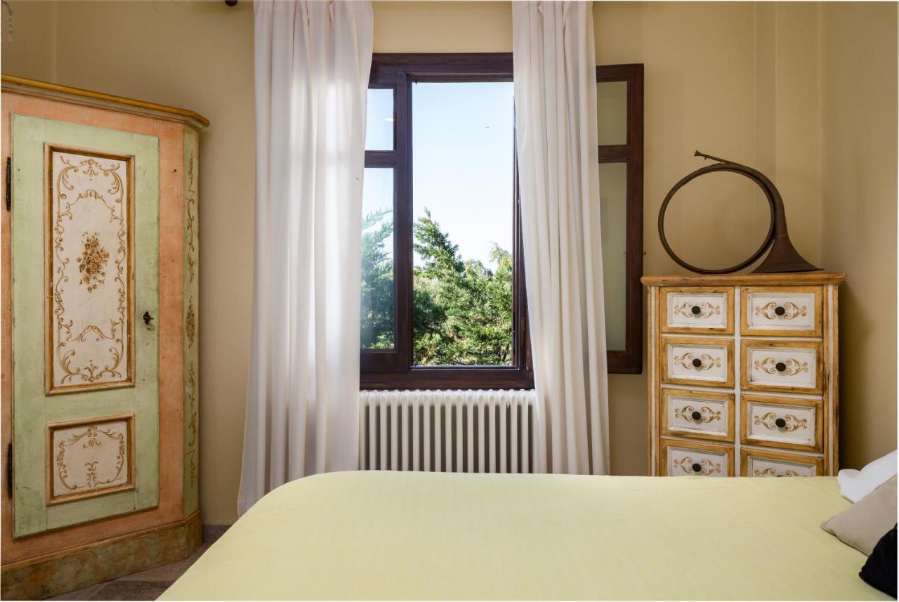 Ágios Matthaíos Beachfront Villa Meliti מראה חיצוני תמונה